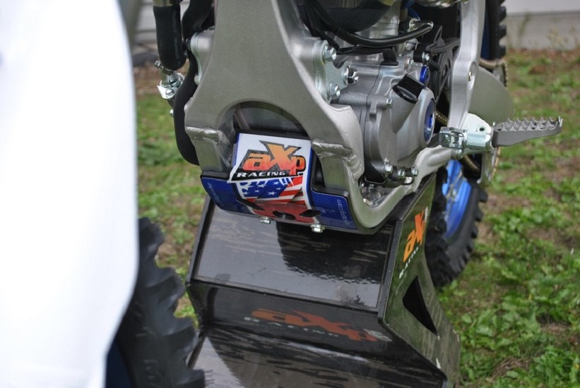 AXP MX Motorschutz - HDPE 6 mm passend für Yamaha YZ450F