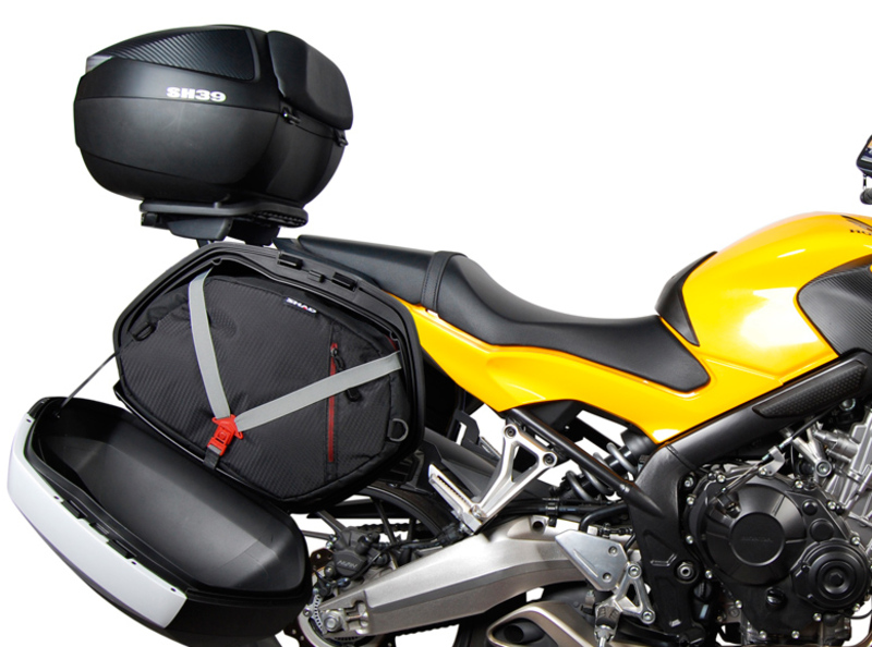 SHAD 3P Befestigungssystem (seitlich) - passend für Honda SHAD 3P Befestigungssystem (seitlich) - passend für Honda