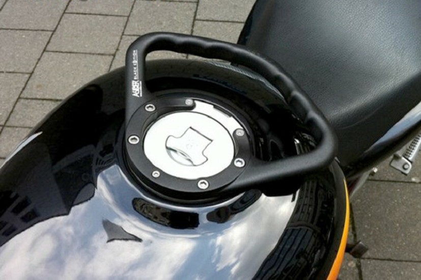 A-SIDER Black Edition Tankgriffgriff 7 Schrauben Schwarz passend für Suzuki