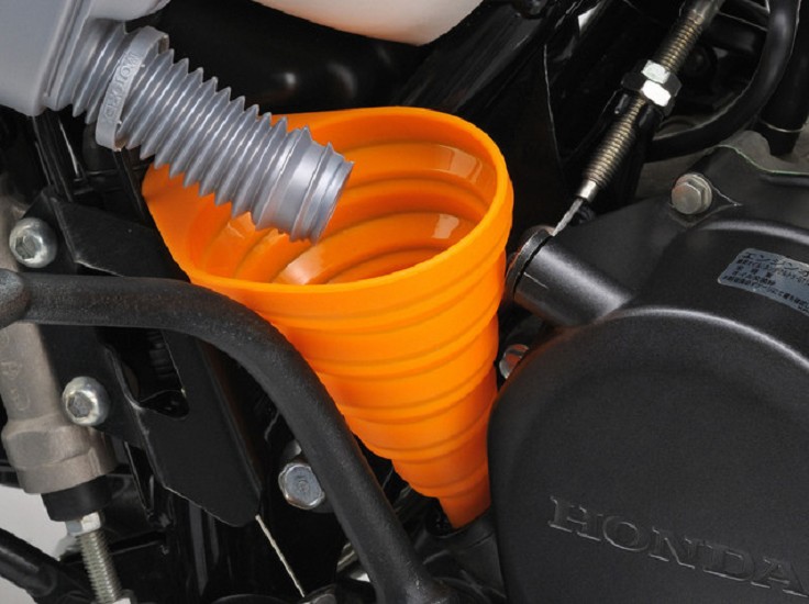 Universal Silikon-Falttrichter orange