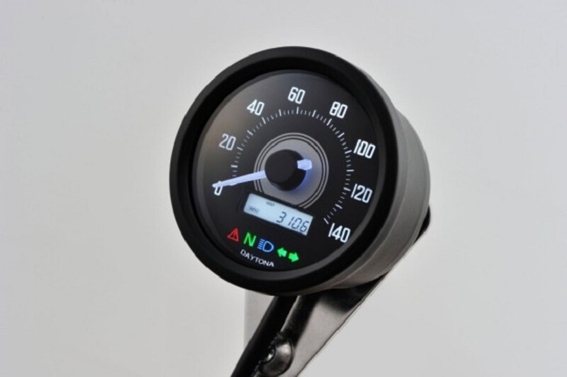 DAYTONA Tacometer 140 km/h/mph inkl. Kontrollanzeigen DAYTONA Tacometer 140 km/h/mph inkl. Kontrollanzeigen