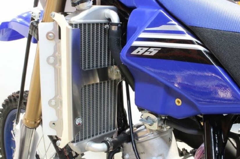 AXP Kühlerschutz aus Aluminium - passend für Yamaha YZ85