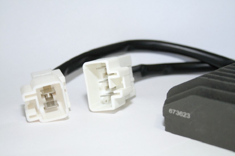 ELECTROSPORT Regler ESR623 passend für Honda CBF1000 (06-09) ELECTROSPORT Regler ESR623 passend für Honda CBF1000 (06-09)