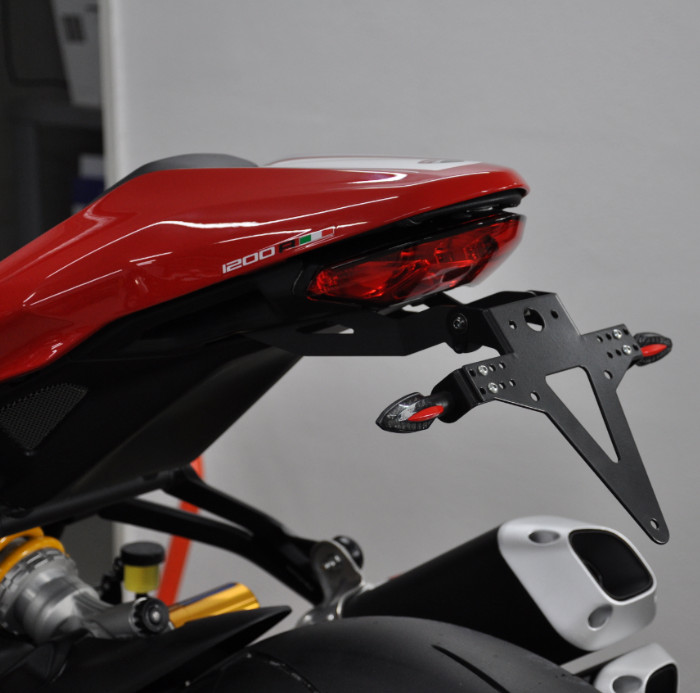 Kennzeichenhalter passend für DUCATI Monster 1200R 16-19 Kennzeichenhalter passend für DUCATI Monster 1200R 16-19