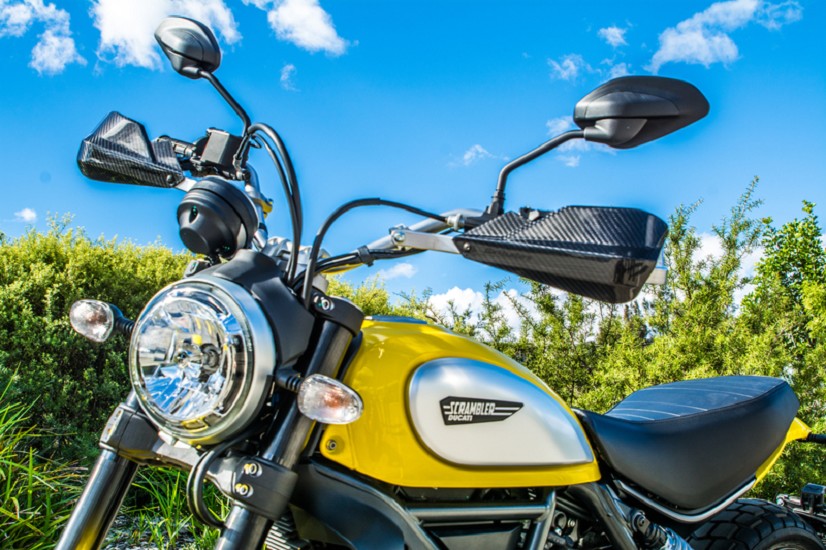 BARKBUSTERS Hardware Kit Zweipunktbefestigung Alu passend für DUCATI