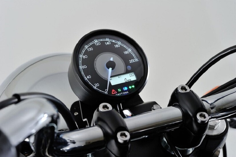 DAYTONA Velona 80 Tacho 200 km/h/mph Weiß LED