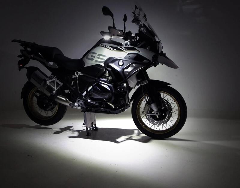 DENALI T3 Ultra-Viz 4-in-1 Motorrad-Sicherheits- und Sichtbarkeits-Beleuchtungsset