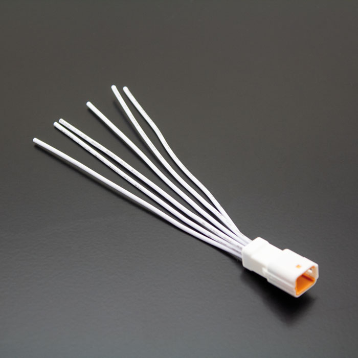 Adapterkabel mit 6er Stecker männlich weiss Adapterkabel mit 6er Stecker männlich weiss