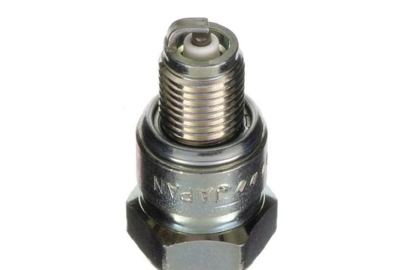 NGK Standard Zündkerze - CR8HS