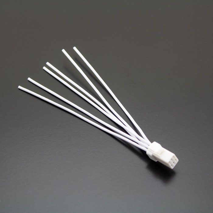 Adapterkabel mit 6er Stecker weiblich weiss Adapterkabel mit 6er Stecker weiblich weiss