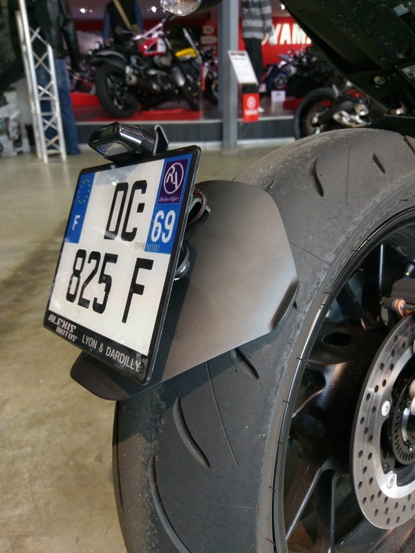 ACCESS DESIGN Kennzeichenhalter auf Radhöhe schwarz passend für Yamaha MT-09 ACCESS DESIGN Kennzeichenhalter auf Radhöhe schwarz passend für Yamaha MT-09