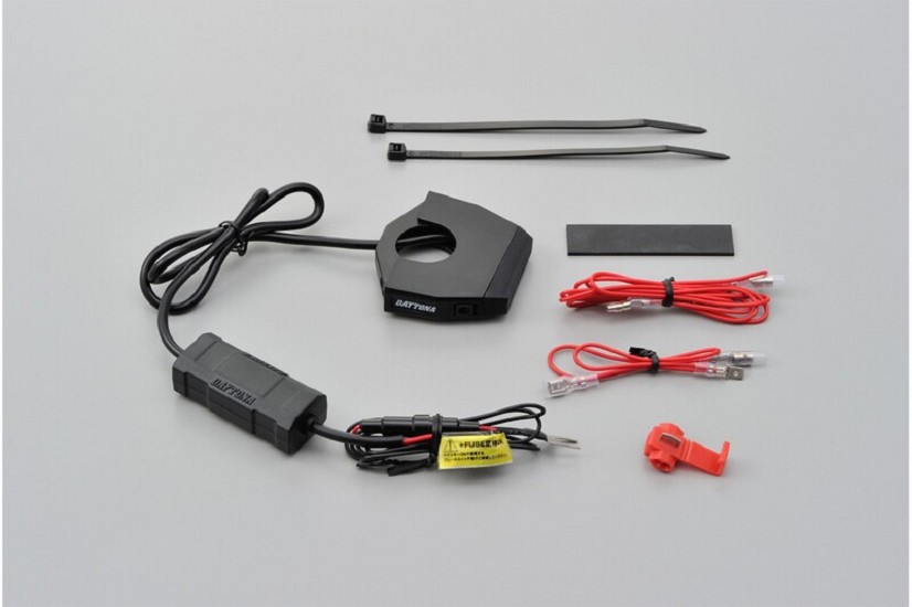 DAYTONA Slim USB-Netzteil (2 Eingänge) - Lenker Ø22,2/25,4