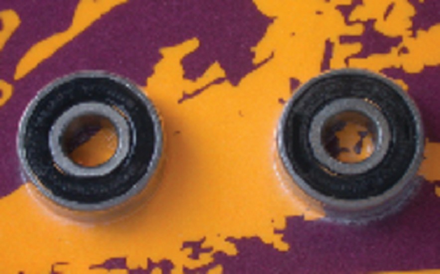 PIVOT WORKS Vorderradlager und Dichtungs-Kit PIVOT WORKS Vorderradlager und Dichtungs-Kit