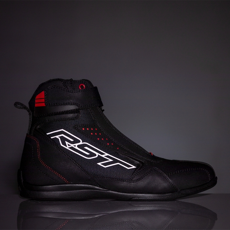 RST Frontier Stiefel Schwarz/Rot Größe 46 RST Frontier Stiefel Schwarz/Rot Damen Größe 41