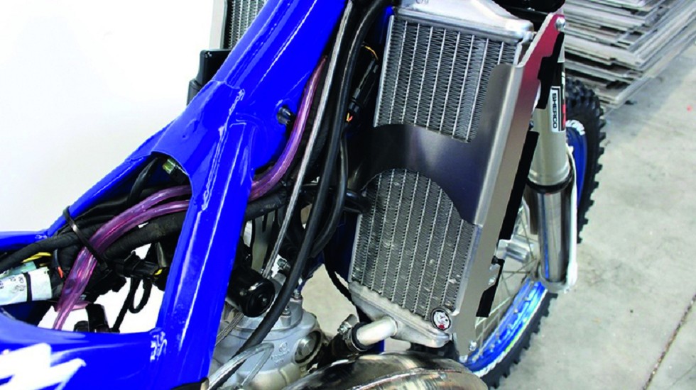 AXP Kühlerschutz aus Aluminium - passend für Suzuki RM-Z450