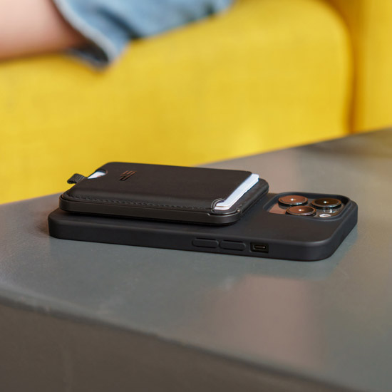 SP Connect™ Magnetic Card Wallet