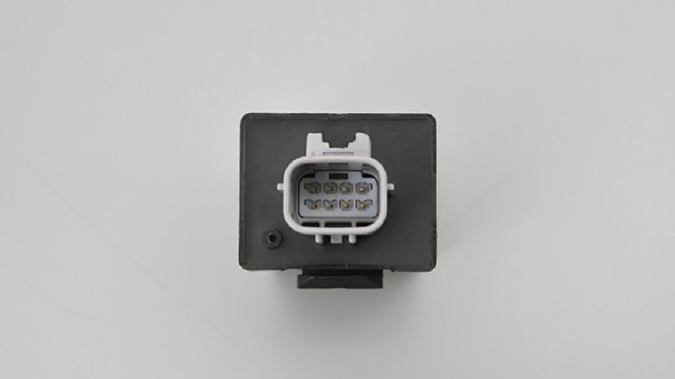 DAYTONA LED-Blinkrelais 8-Pin passend für Honda, 12V, 0,1-100 Watt