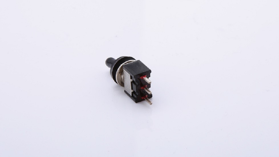 SHIN YO Kippschalter mit Gummikappe (M6) SHIN YO Kippschalter mit Gummikappe (M6)