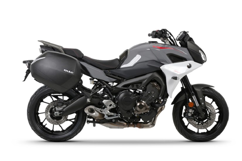 SHAD 3P Befestigungssystem (seitlich) - passend für Yamaha MT-09 Tracer SHAD 3P Befestigungssystem (seitlich) - passend für Yamaha MT-09 Tracer