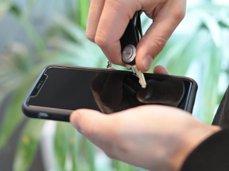 QUAD LOCK Displayschutz aus gehärtetem Glas - Google Pixel 7