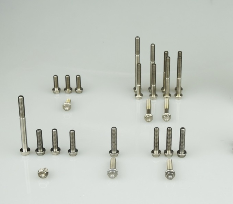 SCAR Motorschraubensatz Titan 39 pcs. SCAR Motorschraubensatz Titan 44 pcs.