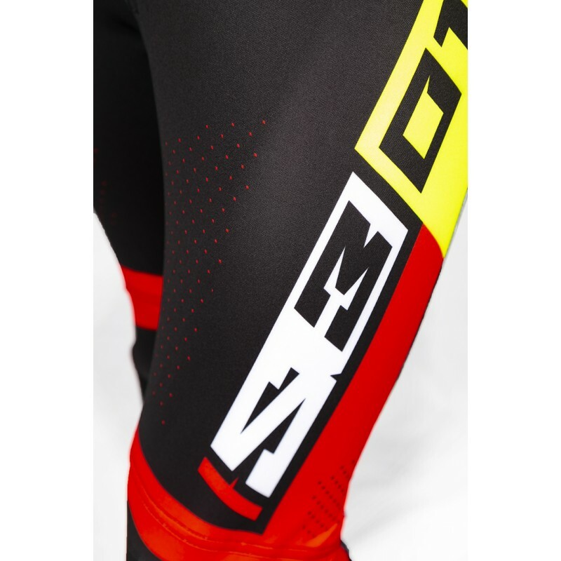 S3 Kollektion 01 Hose - Schwarz/Rot Größe 48