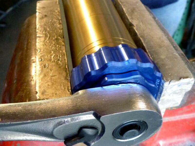 MOTION PRO Stecknuss für Gabelkappe und Dämpfer-Cartridge KYB