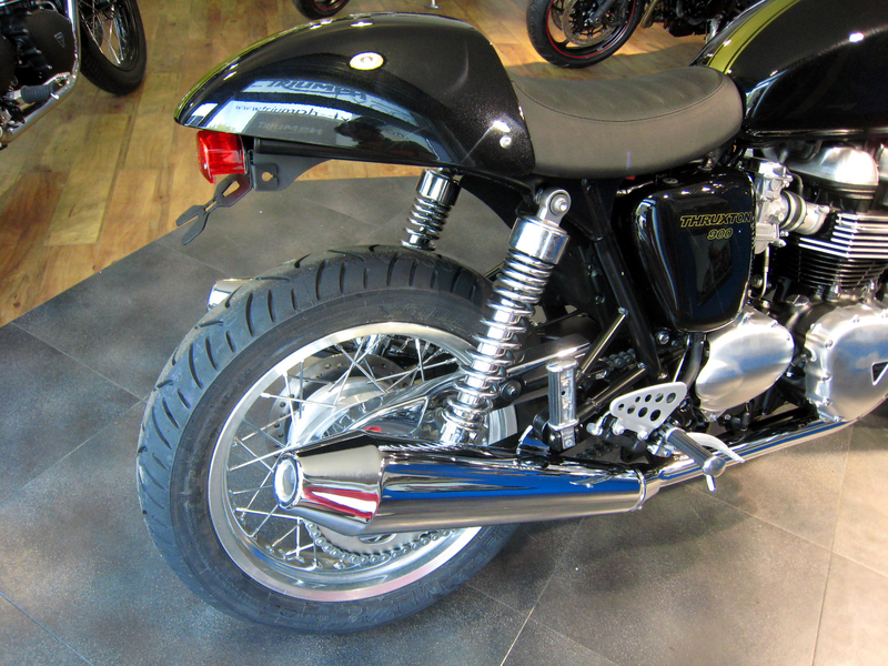 ACCESS DESIGN Kennzeichenhalter Radlauf schwarz Kompatibel mit TRIUMPH Bonneville 900 ACCESS DESIGN Kennzeichenhalter Radlauf schwarz Kompatibel mit TRIUMPH Bonneville 900