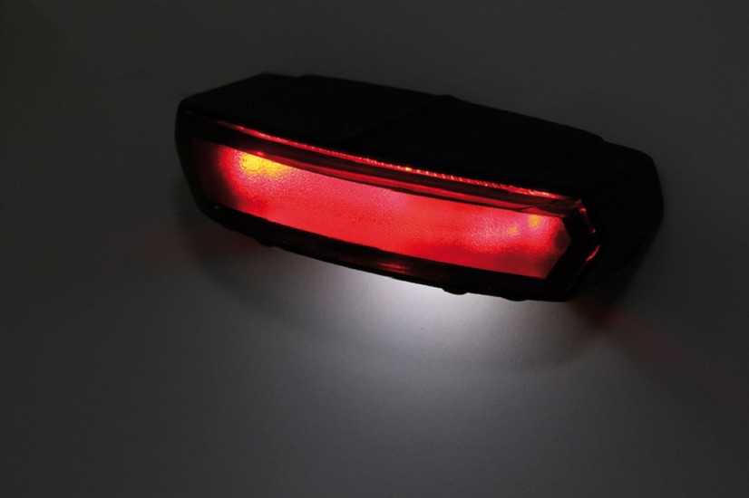 HIGHSIDER smart LED Rücklicht LIGHT GUIDE