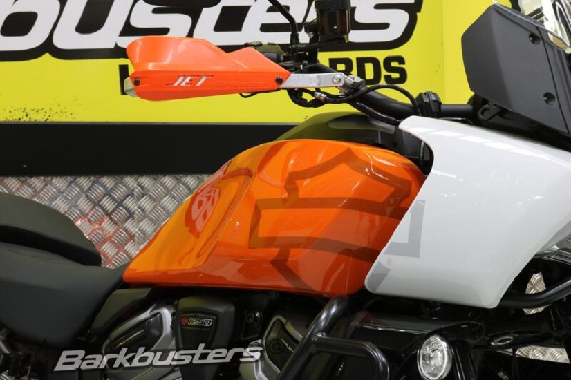 BARKBUSTERS Hardware Kit Zweipunktbefestigung - passend für Harley Davidson Pan America
