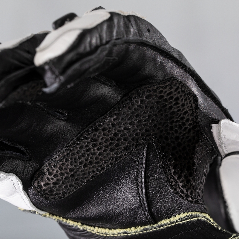RST TracTech Evo 4 Leder Handschuhe - Weiß/Schwarz RST TracTech Evo 4 Leder Handschuhe - Weiß/Schwarz