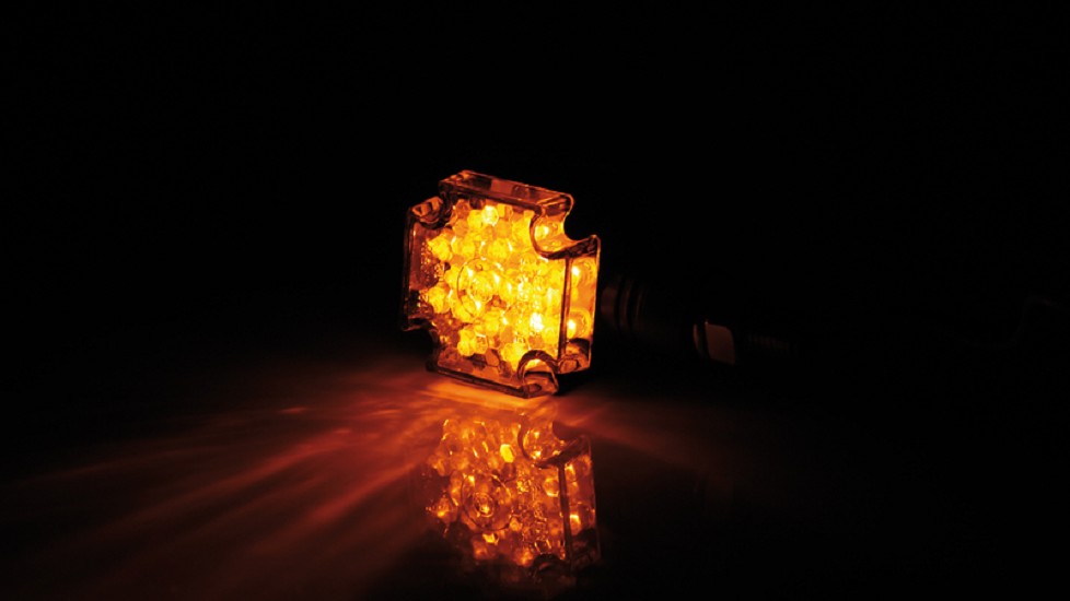 SHIN YO LED-Mini-Blinker Cross Schwarz kurzer Stiel