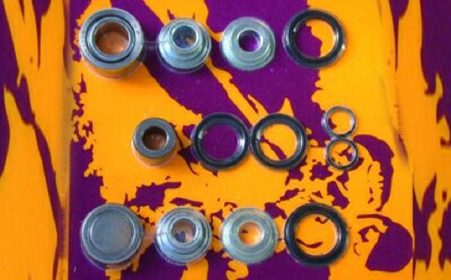 KIT STOSSDÄMPFERLAGER passend für Yamaha YZ125/250 2001-05 UND YZ,WR250F /426F/450F 2001-06